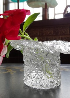 シルクハットガラス花瓶