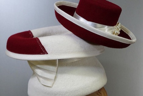 Hat on hat シリーズ　赤×白