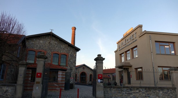 Lyon Atelier Musee'　Entrance リヨン帽子博物館の入り口　門