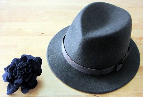 One Dayレッスン　フェルト帽子と造花の生徒作品の紹介写真