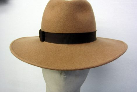 ソフト帽　正面