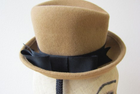 ミニュチュア中折れハット（帽子）
