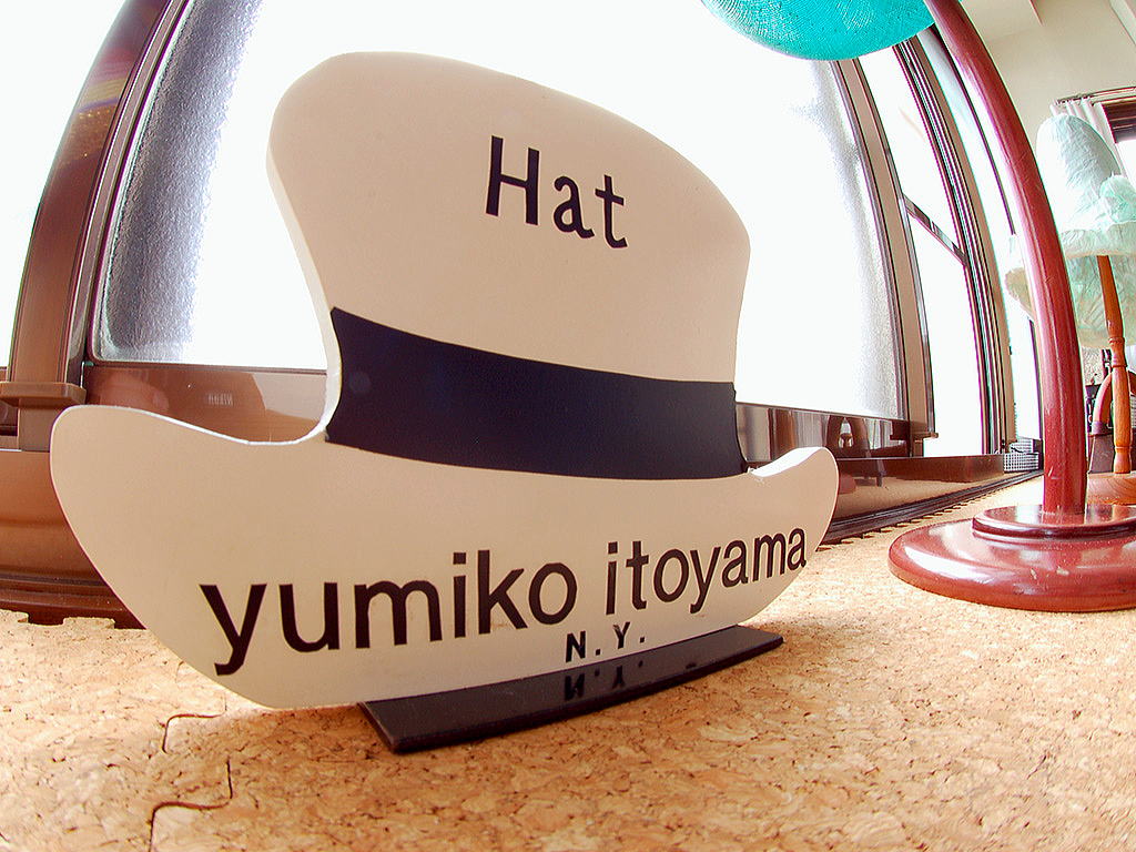 帽子教室yumiko itoyama ミニ　看板